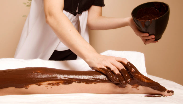 Exfoliante corporal y chocolate terapeutico